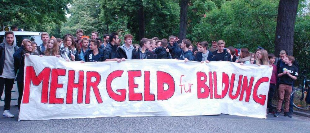 Mehr Geld für Bildung forderten die Steglitz-Zehlendorfer Schüler schon 2015.