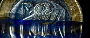 Das Wasser bis zum Hals. Griechenland konnte am Mittwoch 1,6 Milliarden Euro nicht zurückzahlen.