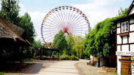 Das Riesenrad ist weiterhin der zentrale Eyecatcher des Spreeparks.