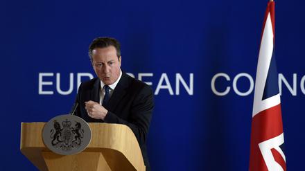 Die heimische Flagge zählt mehr als europäische Solidarität - nicht nur für den Briten Cameron.