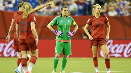 Die deutsche Nationalmannschaft um Torhüterin Nadine Anegrer hat ein gutes Turnier gespielt - aber eben kein weltmeisterliches.