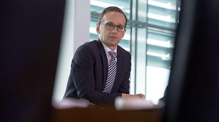 Heiko Maas, Justizminister. Die Richter verrenken sich bei Mord-Urteilen, meint er.
