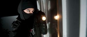 Schwachstelle Fenster: 50 Prozent der Wohnungseinbrüche werden im Erdgeschoss begangen. 