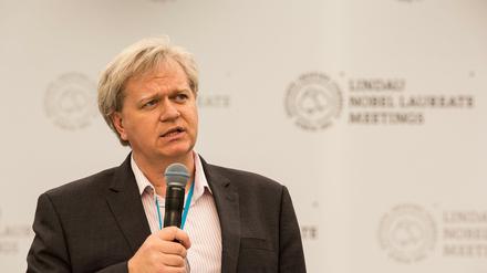 Initiator. Die Deklaration wurde maßgeblich von dem US-australischen Astrophysiker Brian Schmidt vorangebracht. 