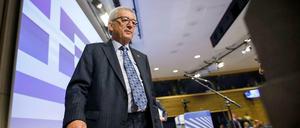 Vor den Farben Griechenlands: EU-Kommissionschef Jean-Claude Juncker am Montag.