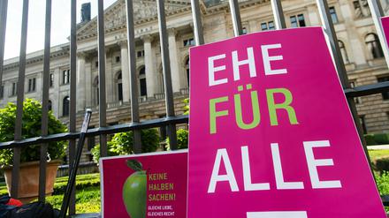 Ehe für alle - Bis zum 15. Juli können die Mitglieder der CDU abstimmen. 