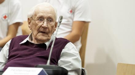 Der 94-jährige Oskar Gröning ließ seine Aussage vorlesen, weil er sich durch den Prozess zu sehr geschwächt fühlte. 