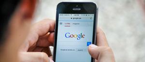 Staatlich ins W-Lan. Wer öffentlich im Netz surfen will muss in Kuba erst mal ein Konto eröffnen.