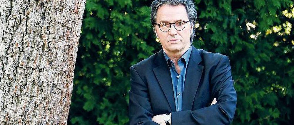 Ralf Rothmann, Schriftsteller, der gerade seinen neuen Roman "Im Frühling sterben" über das Ende des Zweiten Weltkriegs aus Sicht seines zur Waffen-SS zwangsrekrutierten Vaters veröffentlicht hat.