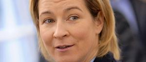 Unschuldig, aber mittellos? Claudia Pechstein vergeht das Lachen - mal wieder.