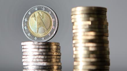 Der Berliner Haushalt dargestellt durch gestapelte Euro-Münzen (Symbolbild, nicht besonders kreativ). 