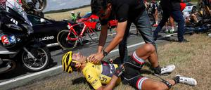Auf Abwegen. Fabian Cancellara, bis dahin Führender des Gesamtklassements, war am Montag wie etwa 20 andere Fahrer in einen Massensturz verwickelt. 