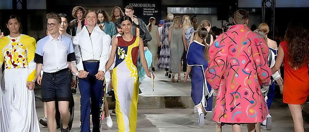 So lief's bei der Modenschau der ESMOD-Absolventen am Samstag vor der Fashion Week.