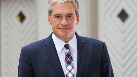 Aus Niedersachsen nach Berlin - und in der Hauptstadt für die heikle Flüchtlingsunterbringung zuständig: Sozialstaatssekretär Dirk Gerstle.