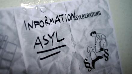 Der Bundestag hat Änderungen im Bleibe- und Ausweisungsrecht beschlossen. 