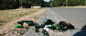 Da hat auch der Flaschensammler nix mehr von: Aufnahme aus dem Volkspark an einem Montagmorgen.