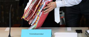 Sachen packen, bitte.
