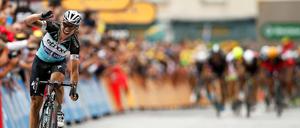 Tony Martin ist der 15. Deutsche, der das legendäre Trikot für den Gesamtführenden tragen darf. 