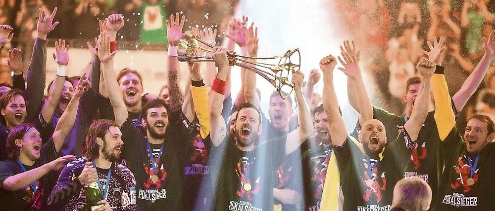 Den EHF-Pokal feierten die Füchse im Mai noch in der Max-Schmeling-Halle - und wie wird die künftig heißen?