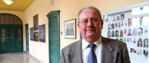 Kaum wegzudenken: Harald Mier unterrichtet seit 1982 am Schadow-Gymnasium. Seit fast 20 Jahren ist er dort Schulleiter. 
