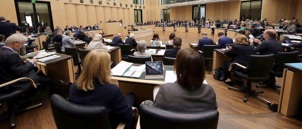 Bundesrat beschließt Sicherung des Instituts für Menschenrechte.