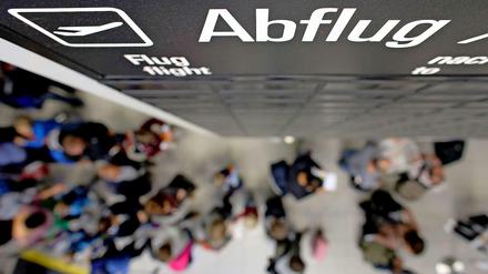 Alle unter Verdacht? Mit der Fluggastdatenspeicherung würden umfangreiche Daten aller Fluggäste in zentralen Datenbanken gespeichert, mit Strafregistern abgeglichen und nach bestimmten Profilen durchsucht.