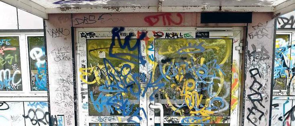 Die Turnhalle des Andreas-Gymnasiums in Friedrichshain gehört zu den prägnanten Beispielen für die schleppende Schulsanierung.