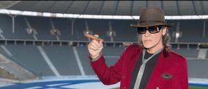 Udo kommt. Lindenberg hat sich schick gemacht und wird am Dienstag im Olympiastadion Berlin spielen.