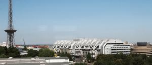 Funkturm und ICC am Messedamm in Berlin-Charlottenburg. 