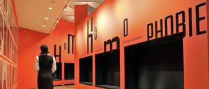 Homophobie - ein Thema auch in der Ausstellung "Homosexualität_en" im DHM und im Schwulen Museum.