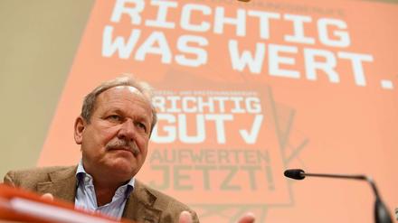 Und nun? Der vierwöchige Streik bei der Post hat nicht viel gebracht, und die Kita-Beschäftigten sind mit dem Schlichterspruch unzufrieden. Schwere Zeiten für Verdi-Chef Frank Bsirske. 