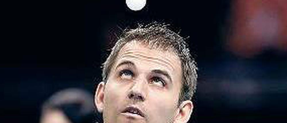 Mal den Ball im Blick, mal die Gesellschaft. Holger Nikelis bei den Paralympics 2012 in London.