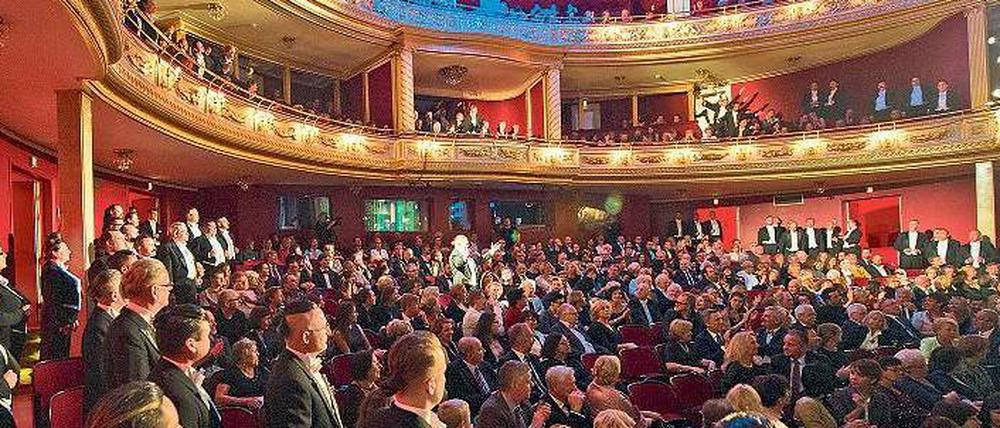 Der Chor befindet sich bei "Halka" an der Oper in Posen im Zuschauerraum.