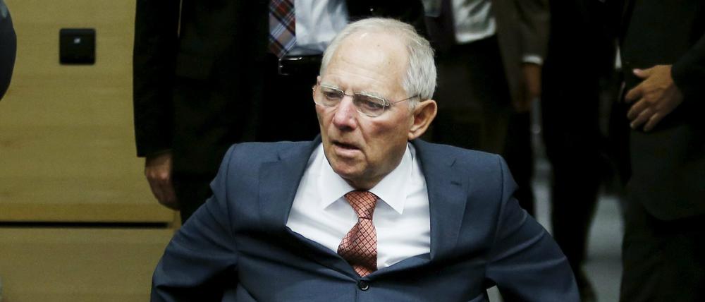 Bundesfinanzminister Wolfgang Schäuble trifft in Brüssel zur Sitzung mit seinen Kollegen der Eurogruppe ein. 