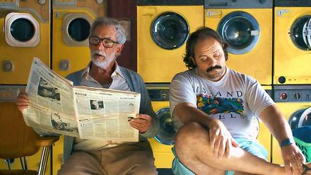 Señor Kaplan (Héctor Noguera) und Wilson Contreras (Néstor Guzzini).