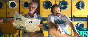 Señor Kaplan (Héctor Noguera) und Wilson Contreras (Néstor Guzzini).