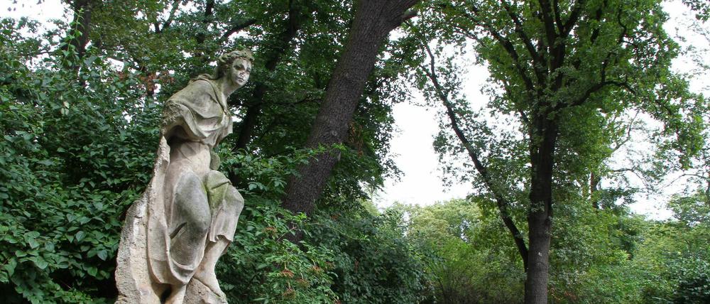 Hanke orndete aauch das Quartier am Schillerpark neu zu.