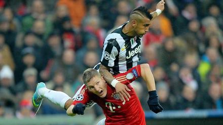 Wenn Vidal über die Bayern kommt. Der Chilene gilt als wilder Zweikämpfer, was auch Schweinsteiger vor zwei Jahren im Viertelfinale der Champions League spürte.