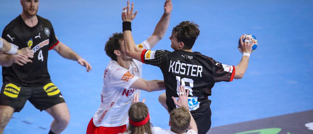 Kein Durchkommen für Julian Köster. Dänemark war einfach zu stark für das DHB-Team.