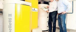 Einen kostenlosen Energiecheck, bei dem auch die Heizungsanlage unter die Lupe genommen wird, bietet die Deutsche Bundesstiftung Umwelt an. 