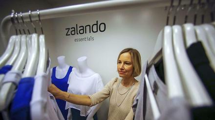 Zalando ist erfolgreich - jedoch nicht uneingeschränkt. Das Unternehmen hat besonders mit der schlechten Zahlungsmoral der Kunden zu kämpfen.