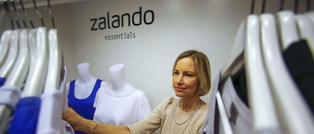 Zalando ist erfolgreich - jedoch nicht uneingeschränkt. Das Unternehmen hat besonders mit der schlechten Zahlungsmoral der Kunden zu kämpfen. 