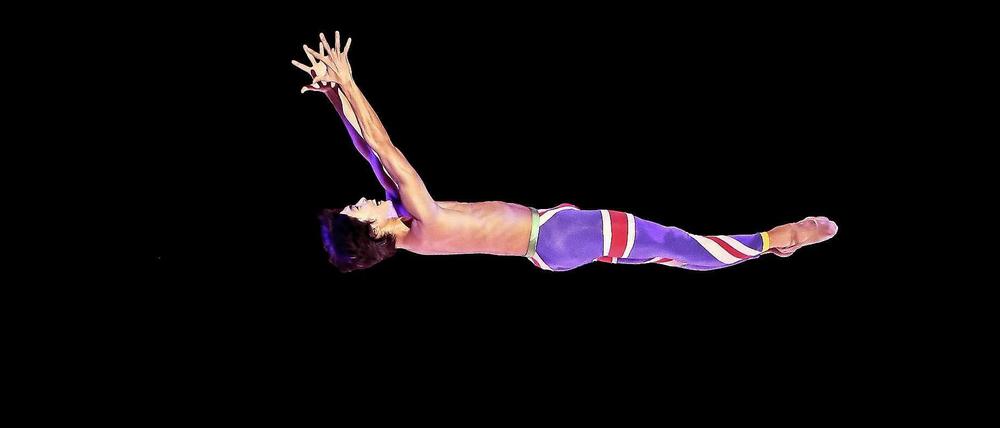 Das Béjart Ballet Lausanne feiert mit seiner Choreografie das Leben.