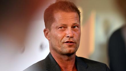 Schauspieler Til Schweiger macht das Fernsehen mitverantwortlich für den rüpelhaften Ton im Netz.