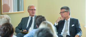 Kontrahenten an einem Tisch: Detlef Wetzel (l.) und Ulrich Grillo