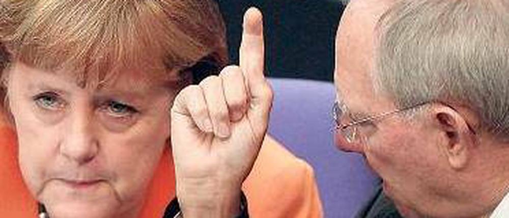 Die Rechthaber. Merkel und Schäuble streiten – das lässt tief blicken.