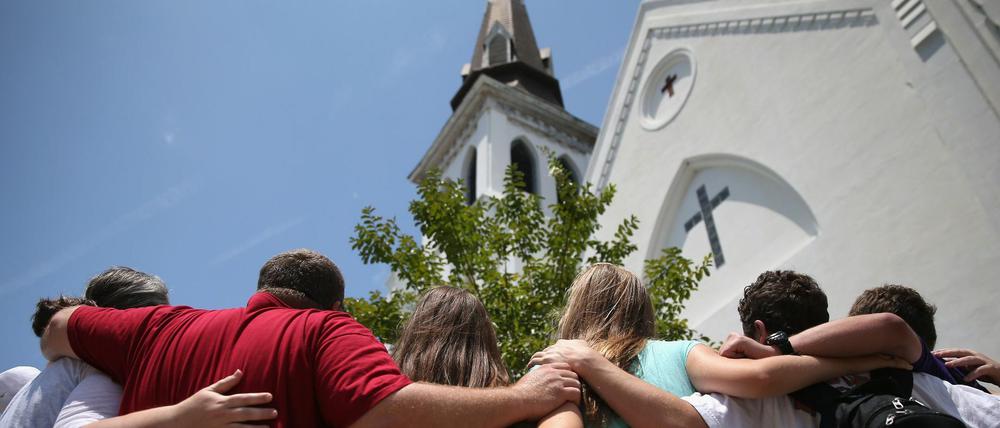 Gedenken am Tatort der Morde in Charleston, US-Bundesstaat South Carolina, einen Monat nach den tödlichen Schüssen