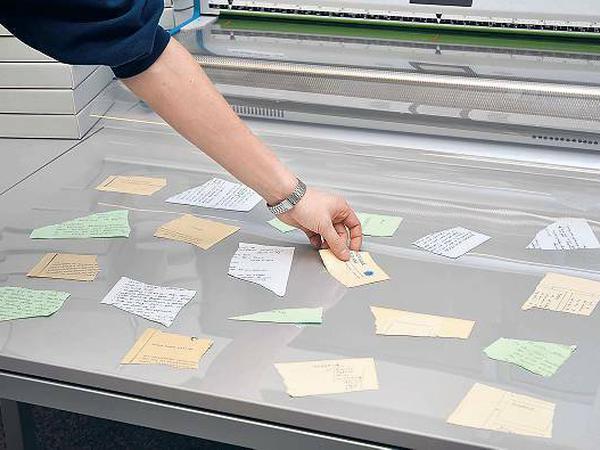Die Aktenstücke werden gescannt