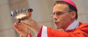 Muss er Schadenersatz zahlen? Der ehemalige Limburger Bischof Franz-Peter Tebartz-van Elst