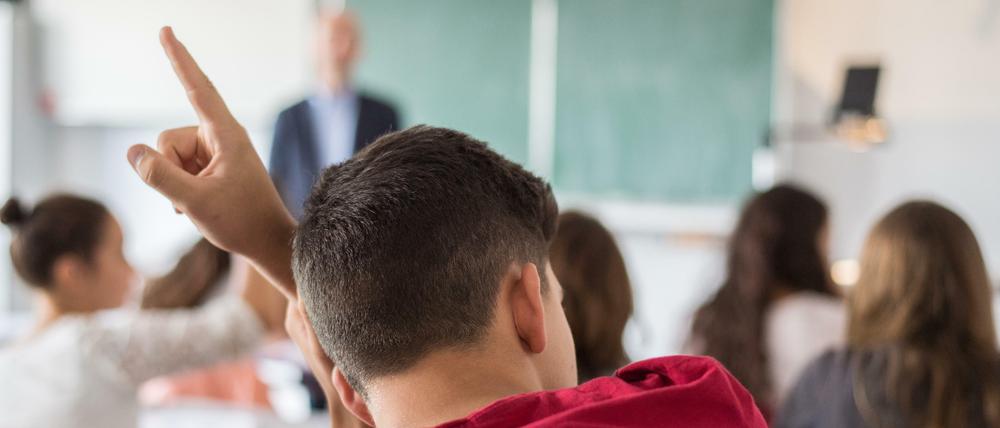 Wer weiß, was an der Börse passiert? In den Schulen soll mehr Ökonomie gelehrt werden.